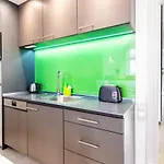 Comfy Apartment *